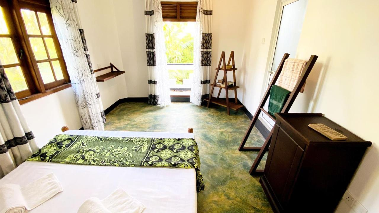 Madiha Surf House Lanka Hotel Matara Ngoại thất bức ảnh