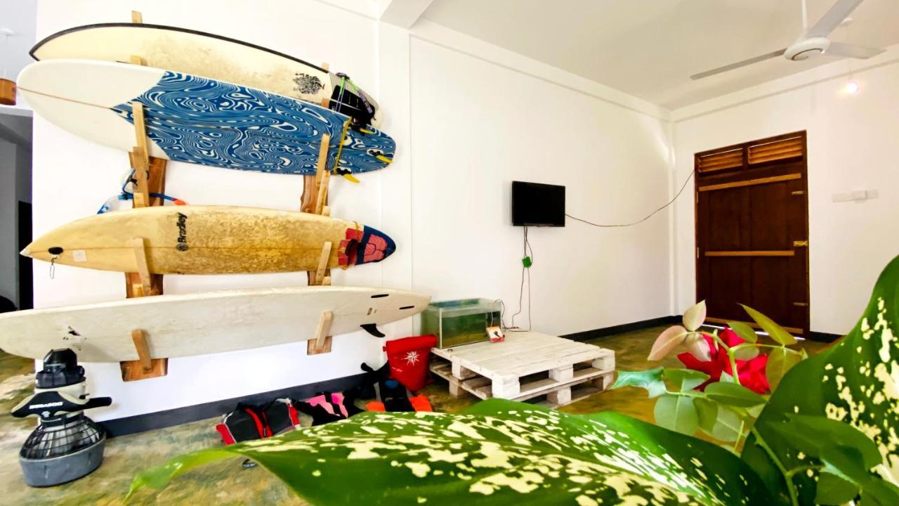 Madiha Surf House Lanka Hotel Matara Ngoại thất bức ảnh