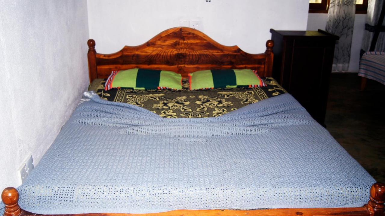 Madiha Surf House Lanka Hotel Matara Ngoại thất bức ảnh